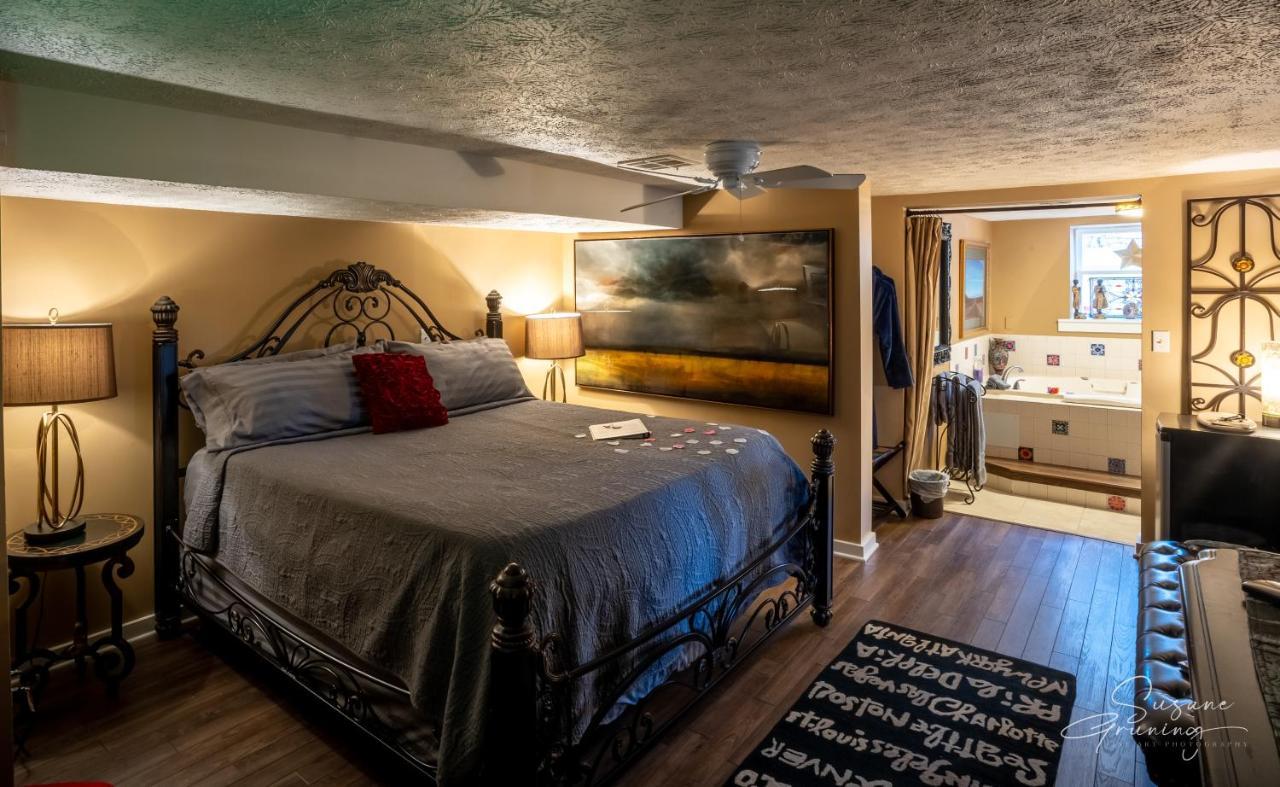 Red Bud Manor Inn Юрика Спрингс Экстерьер фото