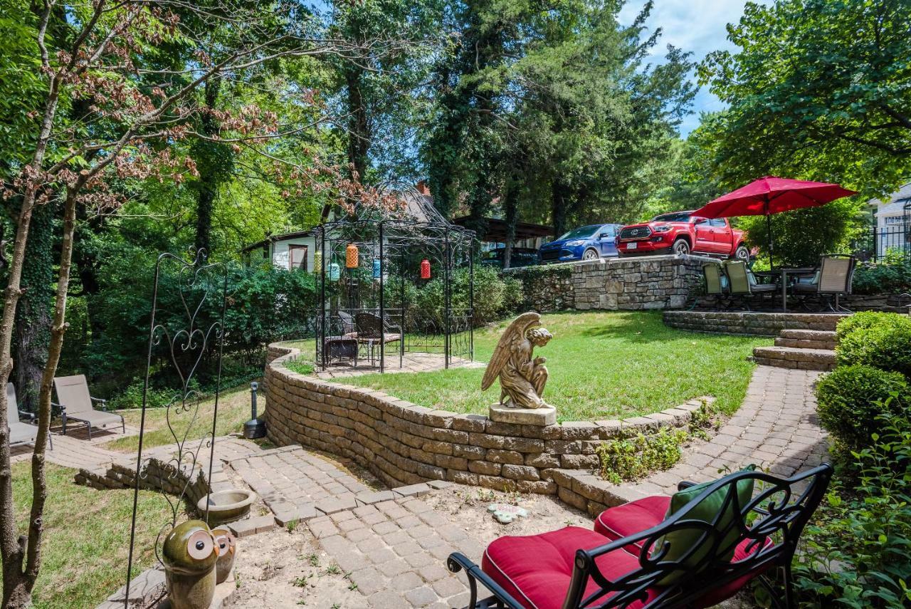 Red Bud Manor Inn Юрика Спрингс Экстерьер фото